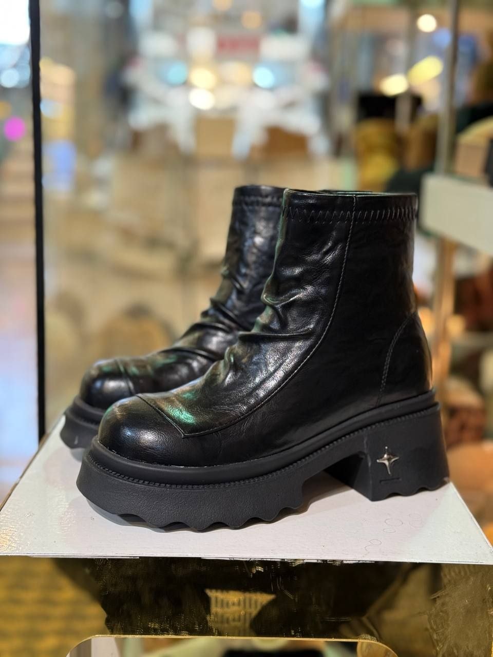 نیمبوت دخترانه چروک